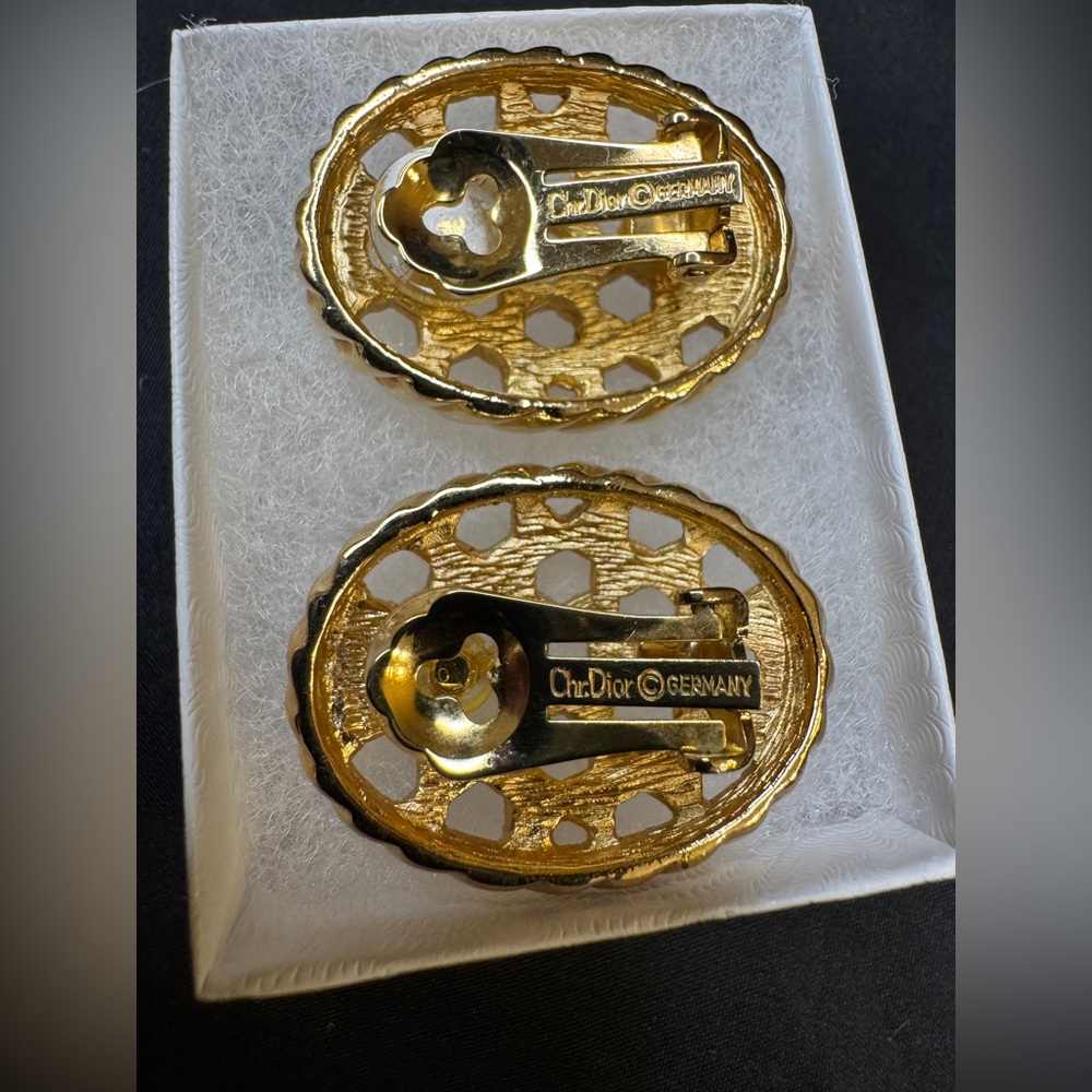 Christian Dior Basket Weave Earrings - Picture 15 of 16
